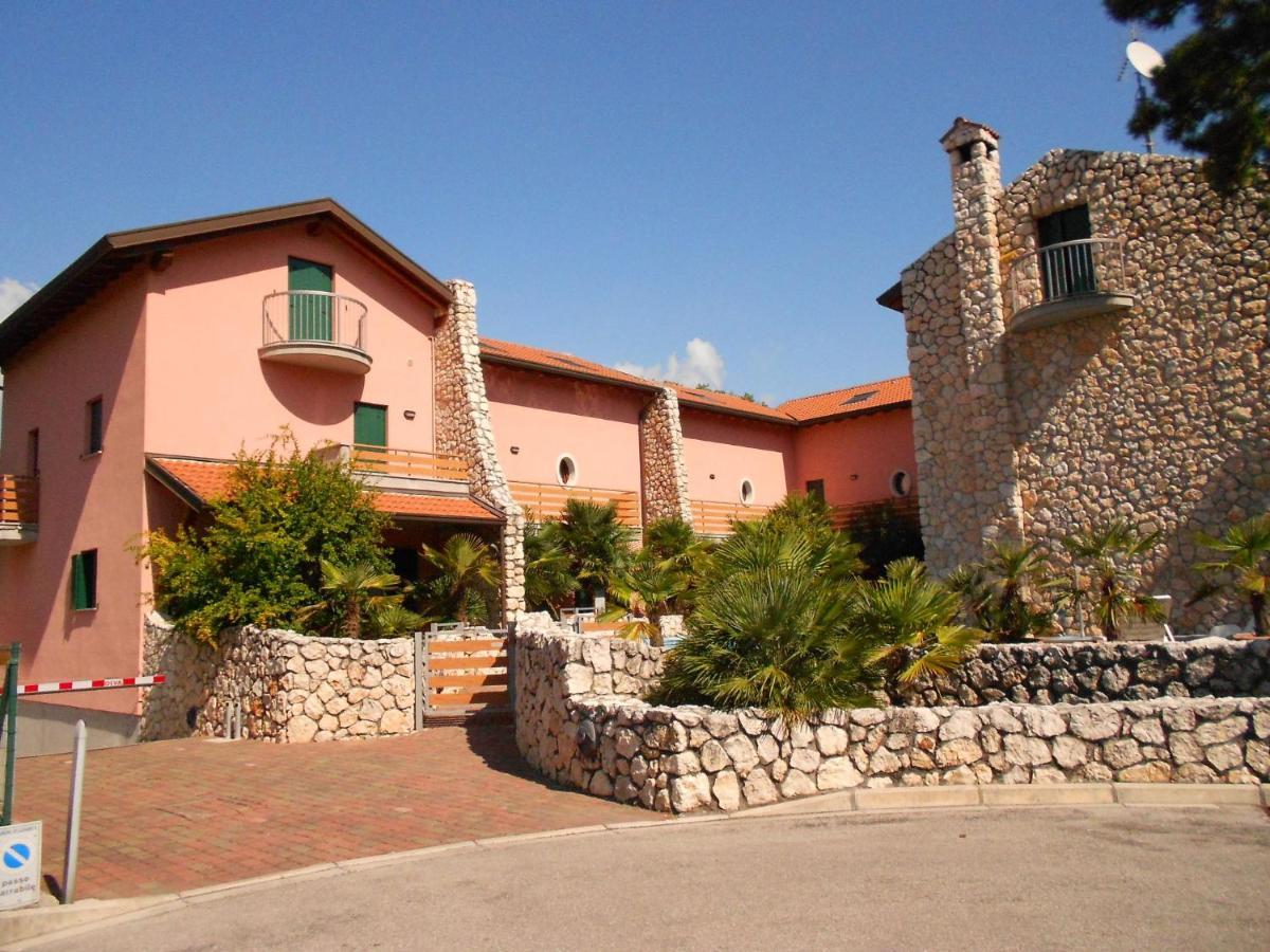 Holiday Home Ville Rio By Interhome Lignano Sabbiadoro Exteriör bild