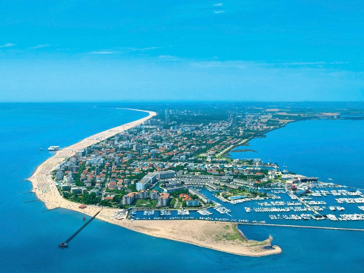 Holiday Home Ville Rio By Interhome Lignano Sabbiadoro Exteriör bild